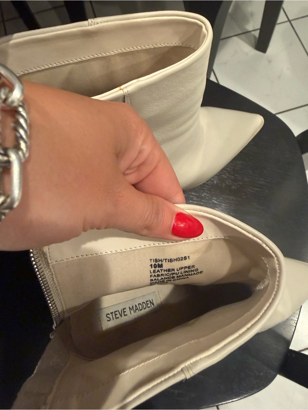 Steve Madden Women's Cream/ White ish Pointed Toe Block Heel Ankle Boots - Picture 7 of 7